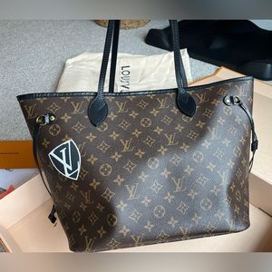 Louis Vuitton My World Tour Neverfull MM bag - Unique, Rare, Preloved